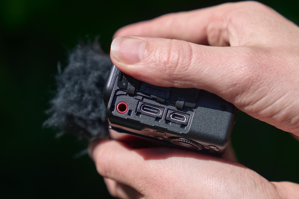 پورت‌ها و اتصالات دوربین ZV-1 Mark II سونی