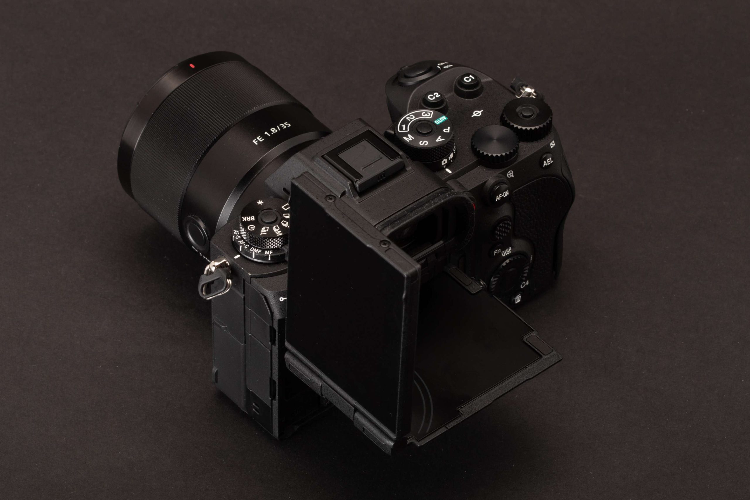 نمایشگر چرخان دوربین سونی a9 III