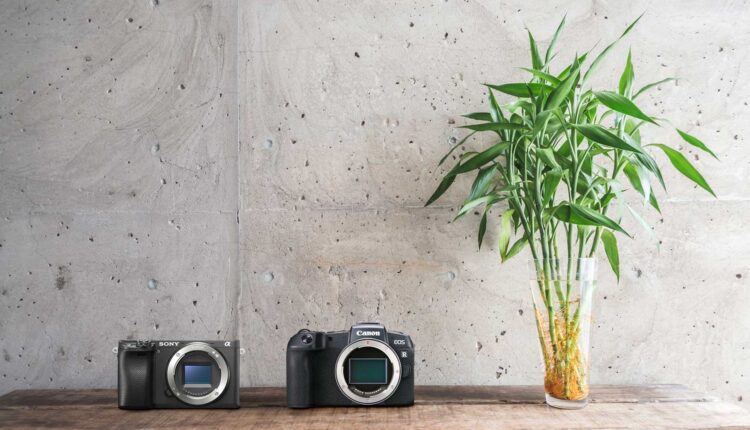 مقایسه دوربین های Canon RP و Sony A6400
