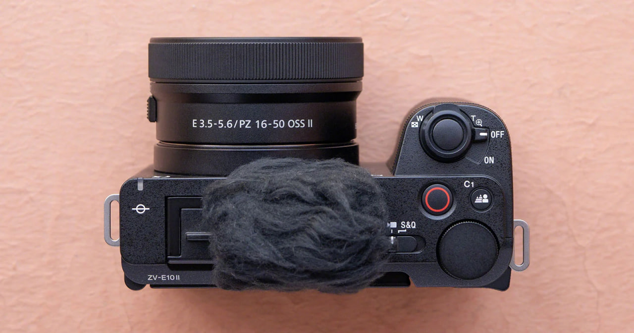 لنز APS-C سونی