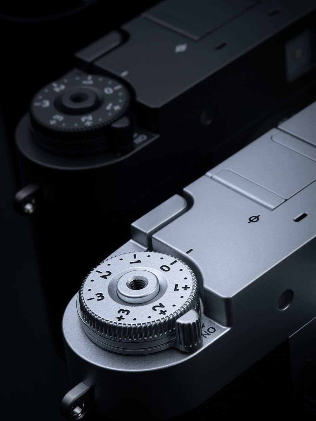 FUJIFILM X half