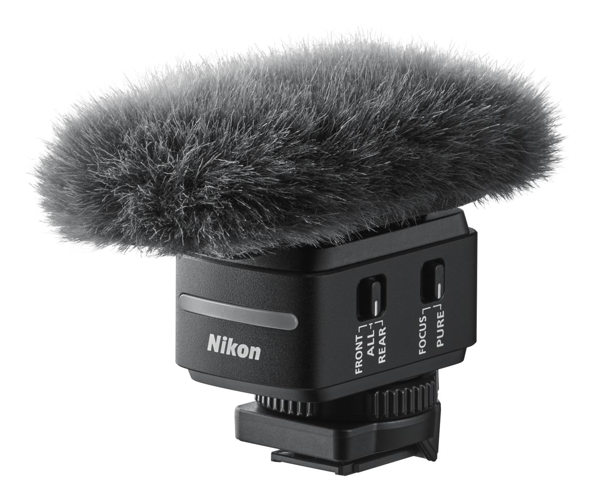 نیکون سامانهای تازه برای کفشک داغ دیجیتال طراحی کرده بود؛ سامانهای که امکان انتقال صدایی با وضوح بالا را از میکروفون شاتگان ME-D10 فراهم میکرد.