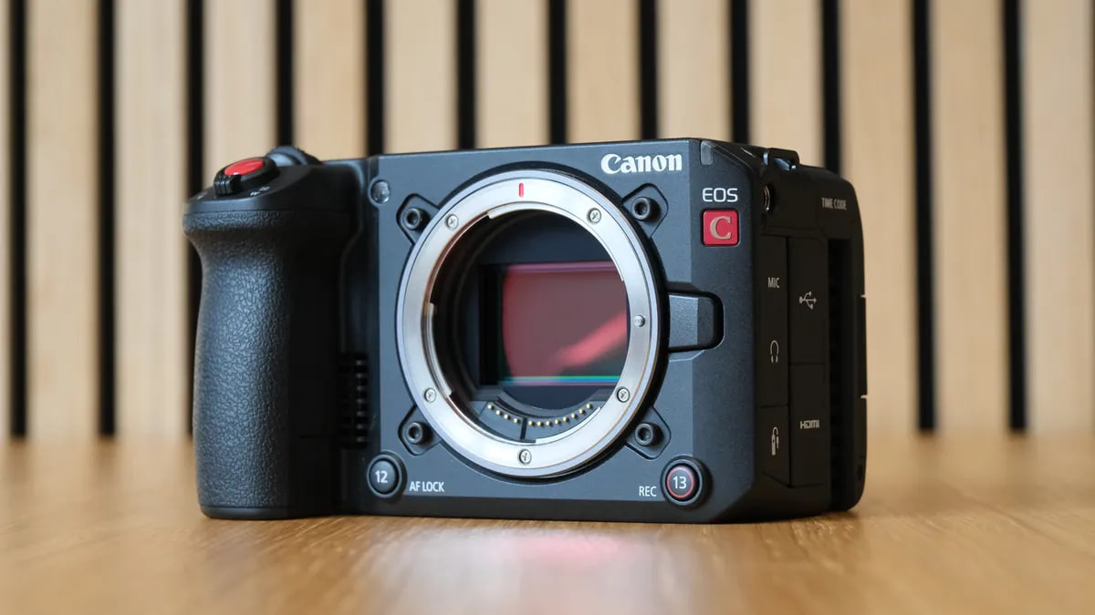 Canon EOS C50