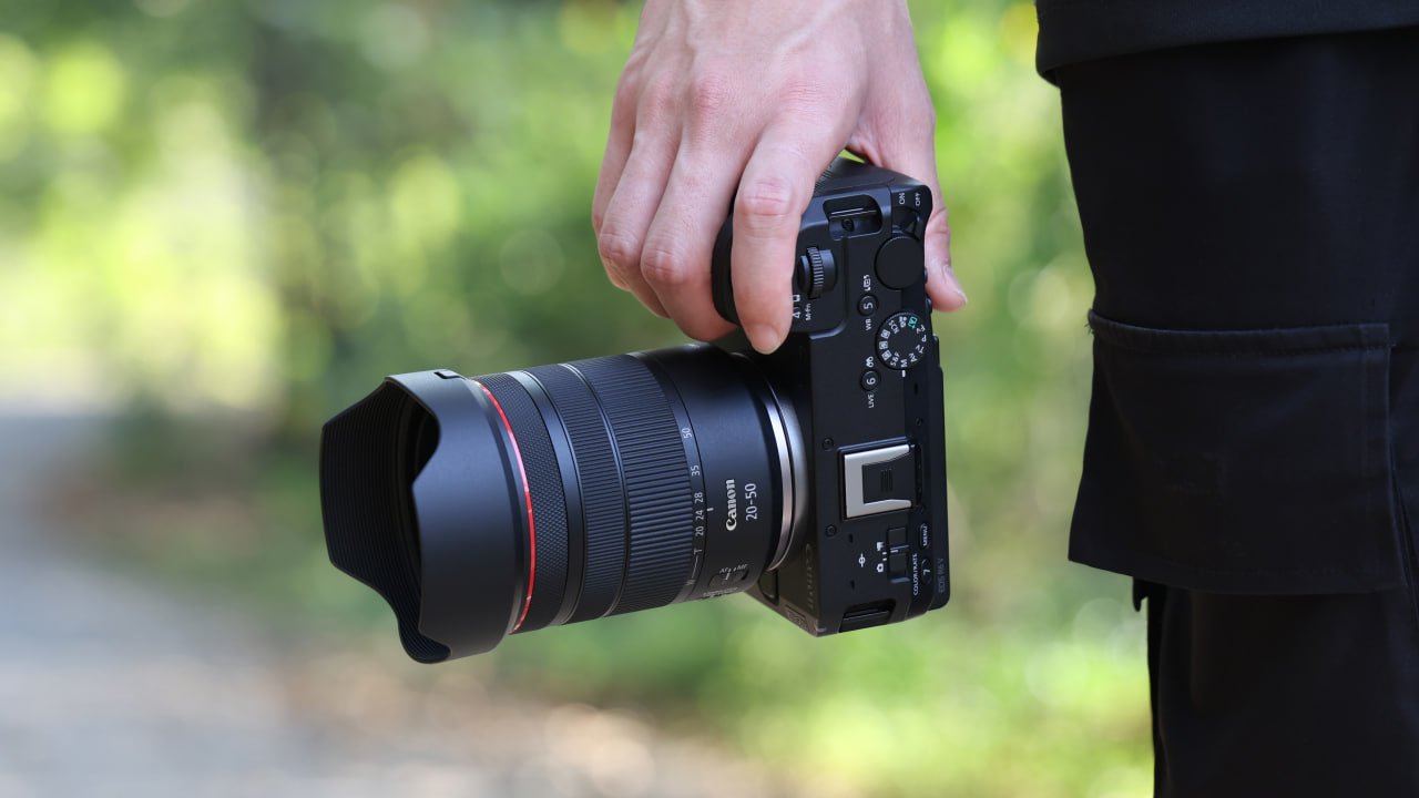 لنز Canon RF20-50mm F4 L IS USM PZ